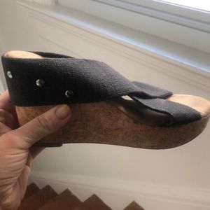 Merona black wedge sandal size 7.5